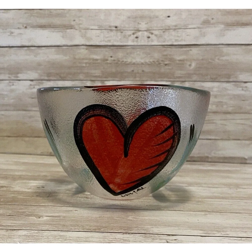 Kosta Boda Ulrics Hydman Vallien Heart Bowl 6 in x 4 in Anniversary Gift - Picture 1 of 10